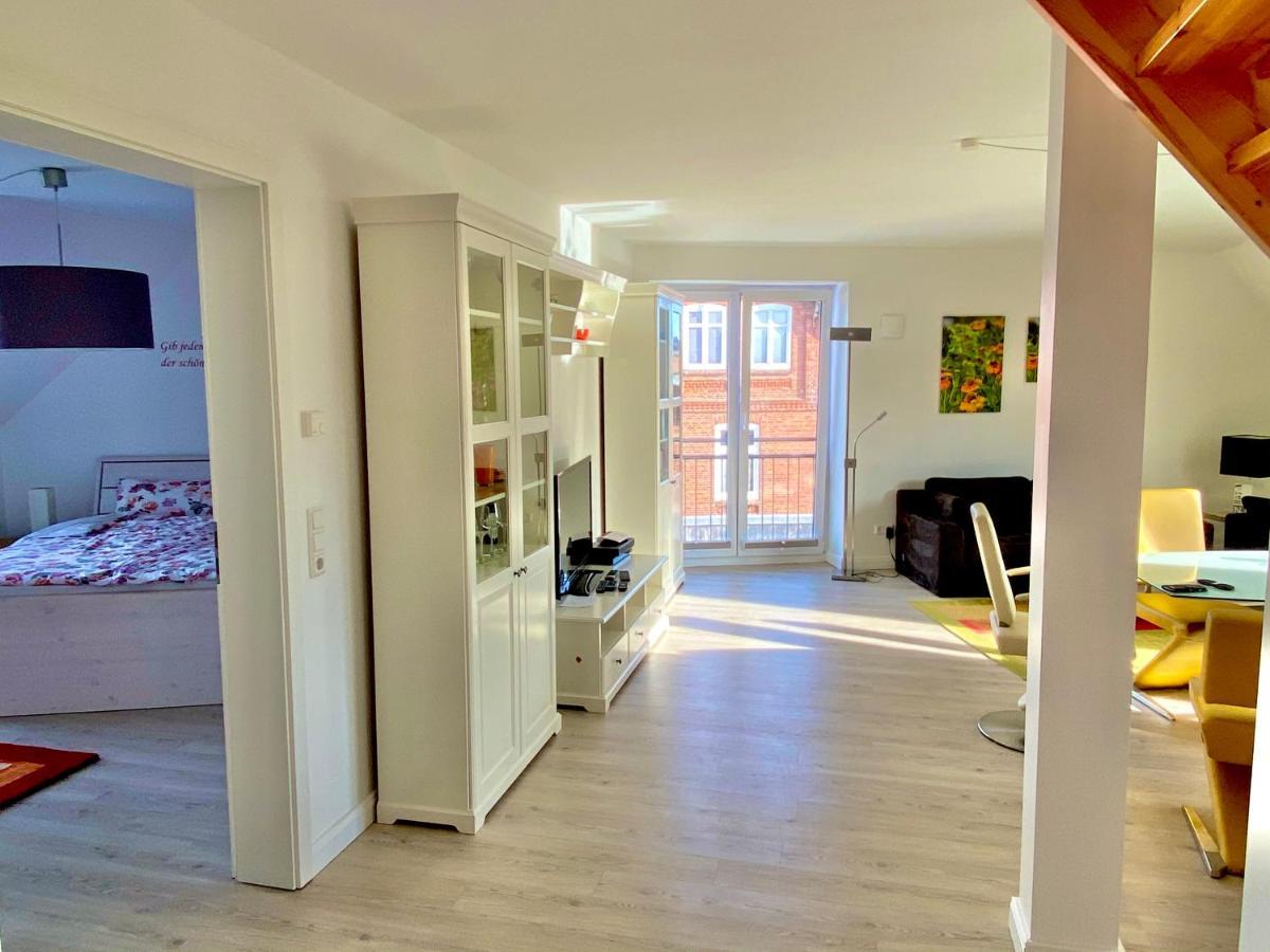 Sonnige Kuschelzeit Apartment Niebull Exterior photo